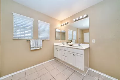 1043 Hawthorne, Hemet, CA 92545 - Photo 33