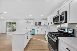 26790 Oakmont Dr, Sun City, CA 92586 - Photo 11