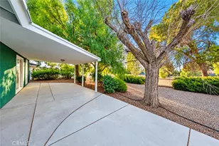 26790 Oakmont Dr, Sun City, CA 92586 - Photo 35