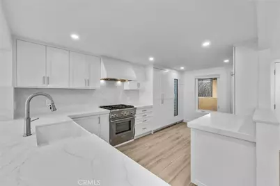 16341 Grenoble, Huntington Beach, CA 92649 - Photo 7