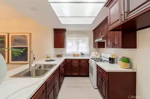 16211 Downey, Paramount, CA 90723 - Photo 11