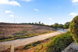 780 Arroues Dr, Fullerton, CA 92835 - Photo 33