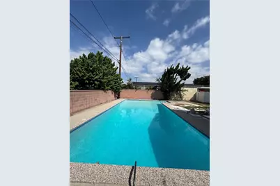 2067 Delta, Long Beach, CA 90810 - Photo 17