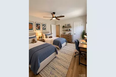 2067 Delta, Long Beach, CA 90810 - Photo 15