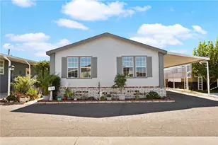 22221 Bloomfield, Hawaiian Gardens, CA 90630 - Photo 3
