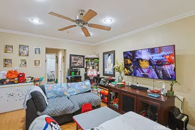 103 W 51st, Long Beach, CA 90805 - Photo 9