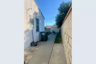 6072 McKinley Ave., South Gate, CA 90280 - Photo 3