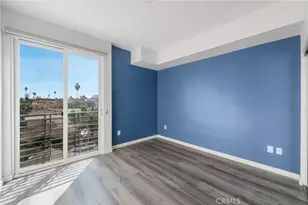 1055 S Serrano Ave, Los Angeles, CA 90006 - Photo 17