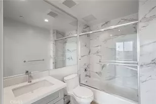1055 S Serrano Ave, Los Angeles, CA 90006 - Photo 19