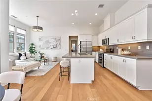 112 Parkwood, Irvine, CA 92620 - Photo 5