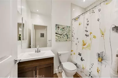 828 N Hudson, Los Angeles, CA 90038 - Photo 21