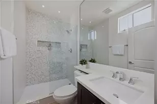 828 N Hudson, Los Angeles, CA 90038 - Photo 17