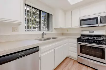 2001 E 21st #236, Signal Hill, CA 90755 - Photo 13