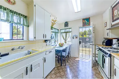 1060 S Rebecca, Pomona, CA 91766 - Photo 7