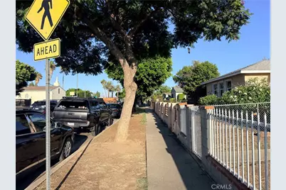 2310 W Compton, Compton, CA 90220 - Photo 45