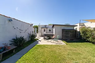 1539 W 94th Pl, Los Angeles, CA 90047 - Photo 41