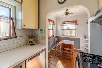 1539 W 94th Place, Los Angeles, CA 90047 - Photo 19
