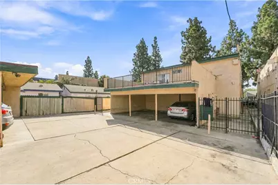 409 E Pine Street, Santa Ana, CA 92701 - Photo 9