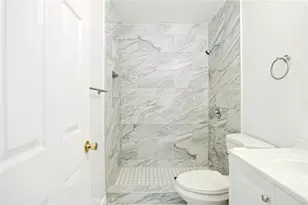 13928 Parkway Dr, Garden Grove, CA 92843 - Photo 11