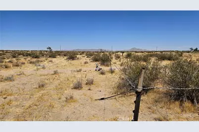 24204 Aster Road, Adelanto, CA 92301 - Photo 17