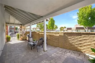 11389 Nayshon Ct, Cypress, CA 90630 - Photo 17