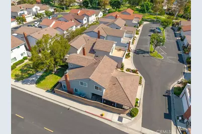 11389 Nayshon Court, Cypress, CA 90630 - Photo 19