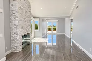 7327 Linden, Carlsbad, CA 92011 - Photo 3