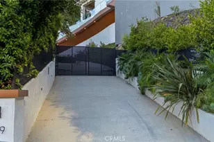 1651 Marlay, West Hollywood, CA 90069 - Photo 3