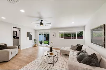 35005 Comberton, Yucaipa, CA 92399 - Photo 13