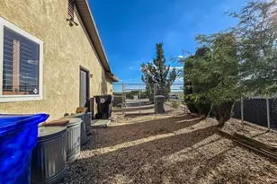 14760 Hopland, Victorville, CA 92394 - Photo 37