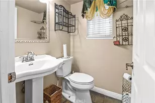 560 N Driftwood, Rialto, CA 92376 - Photo 7