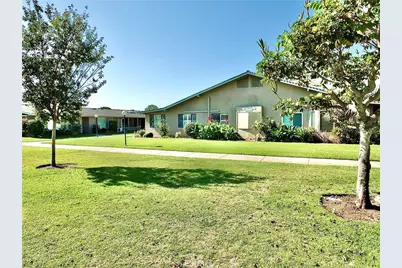 1360 Oakmont Road #6 142A, Seal Beach, CA 90740 - Photo 11