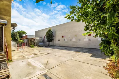 134 E 31st Street, Los Angeles, CA 90011 - Photo 17