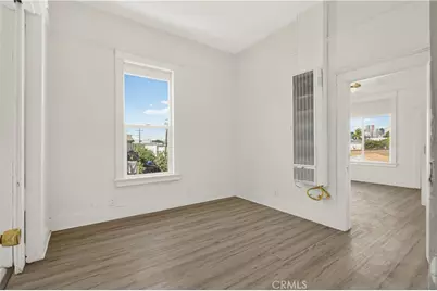 134 E 31st Street, Los Angeles, CA 90011 - Photo 9
