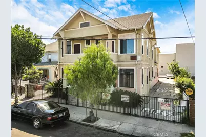 134 E 31st Street, Los Angeles, CA 90011 - Photo 3
