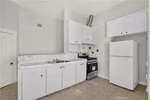 134 E 31st St, Los Angeles, CA 90011 - Photo 7