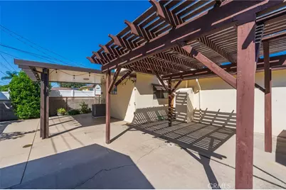 418 Union, Brea, CA 92821 - Photo 35