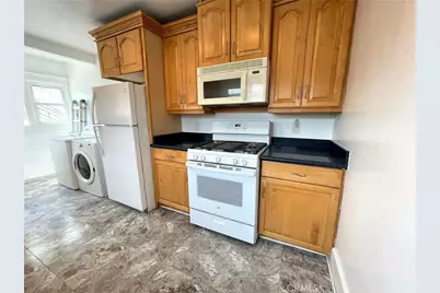 449 Redondo Avenue, Long Beach, CA 90814 - Photo 11