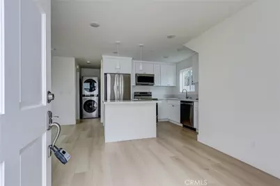 1050 S Plymouth, Los Angeles, CA 90019 - Photo 1