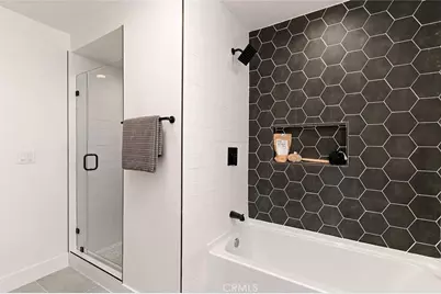 1050 S Plymouth, Los Angeles, CA 90019 - Photo 21