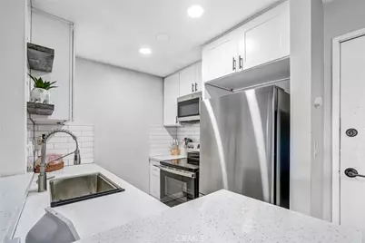 21800 Schoenborn #260, Canoga Park, CA 91304 - Photo 11