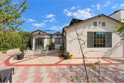 13219 Azores, Sylmar, CA 91342 - Photo 47