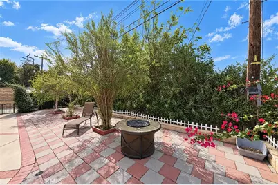 13219 Azores, Sylmar, CA 91342 - Photo 45