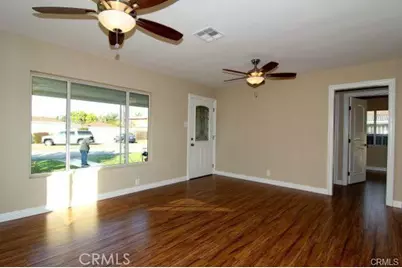 14766 Zastrow, Bellflower, CA 90706 - Photo 5