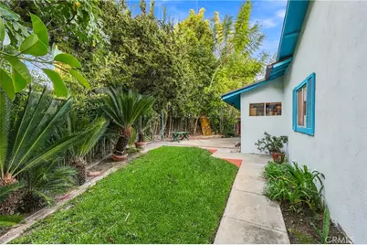 11721 Bogardus Avenue, Whittier, CA 90604 - Photo 17