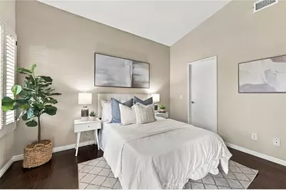 172 Almador, Irvine, CA 92614 - Photo 25
