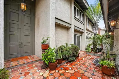 781 S Circulo Miro, Anaheim, CA 92807 - Photo 7