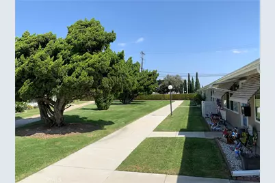 1541 Homewood Rd., M5-112H, Seal Beach, CA 90740 - Photo 3