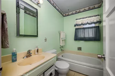 6108 E Keynote Street, Long Beach, CA 90808 - Photo 29