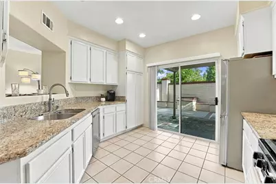 12591 Doral, Tustin, CA 92782 - Photo 7